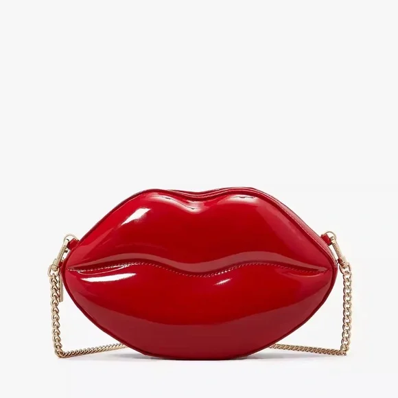 β οΈKate Spade 3D Lip π Mwah Valentine Chain Crossbody Bag, Canided Cherry Red - Picture 1 of 9